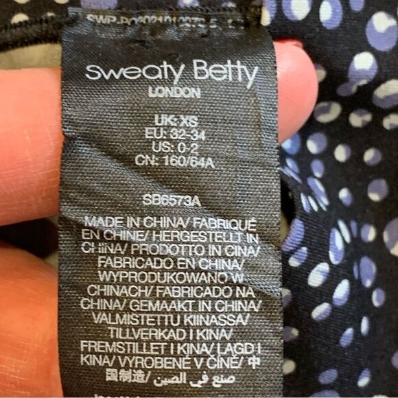 Sweaty Betty Power Bike Shorts 9” Inseam Black/Purple Size  XS - Picture 9 of 10